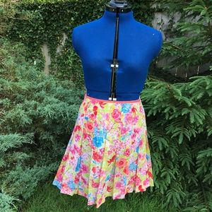 Springy Chiffon Pleated Floral Skirt